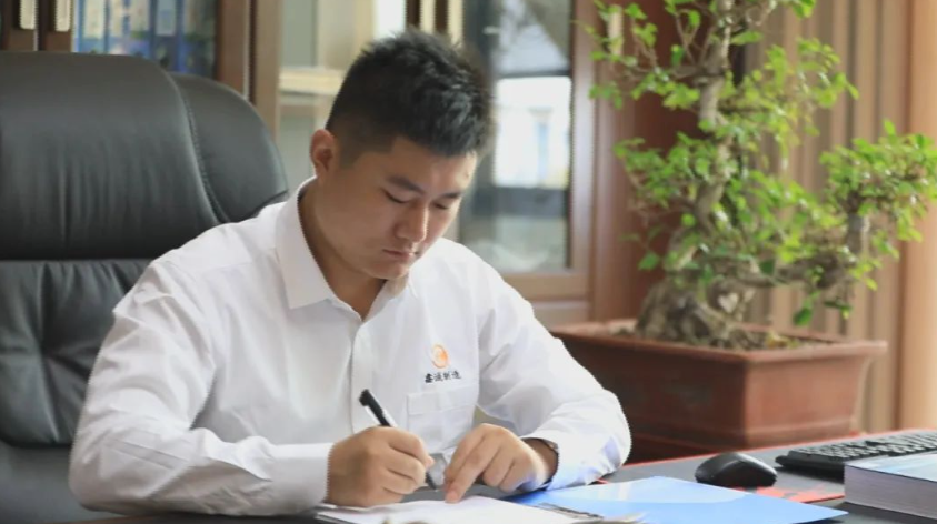 河北省調(diào)味品協(xié)會(huì)成立三十周年系列宣傳——會(huì)長風(fēng)采｜胡承洋